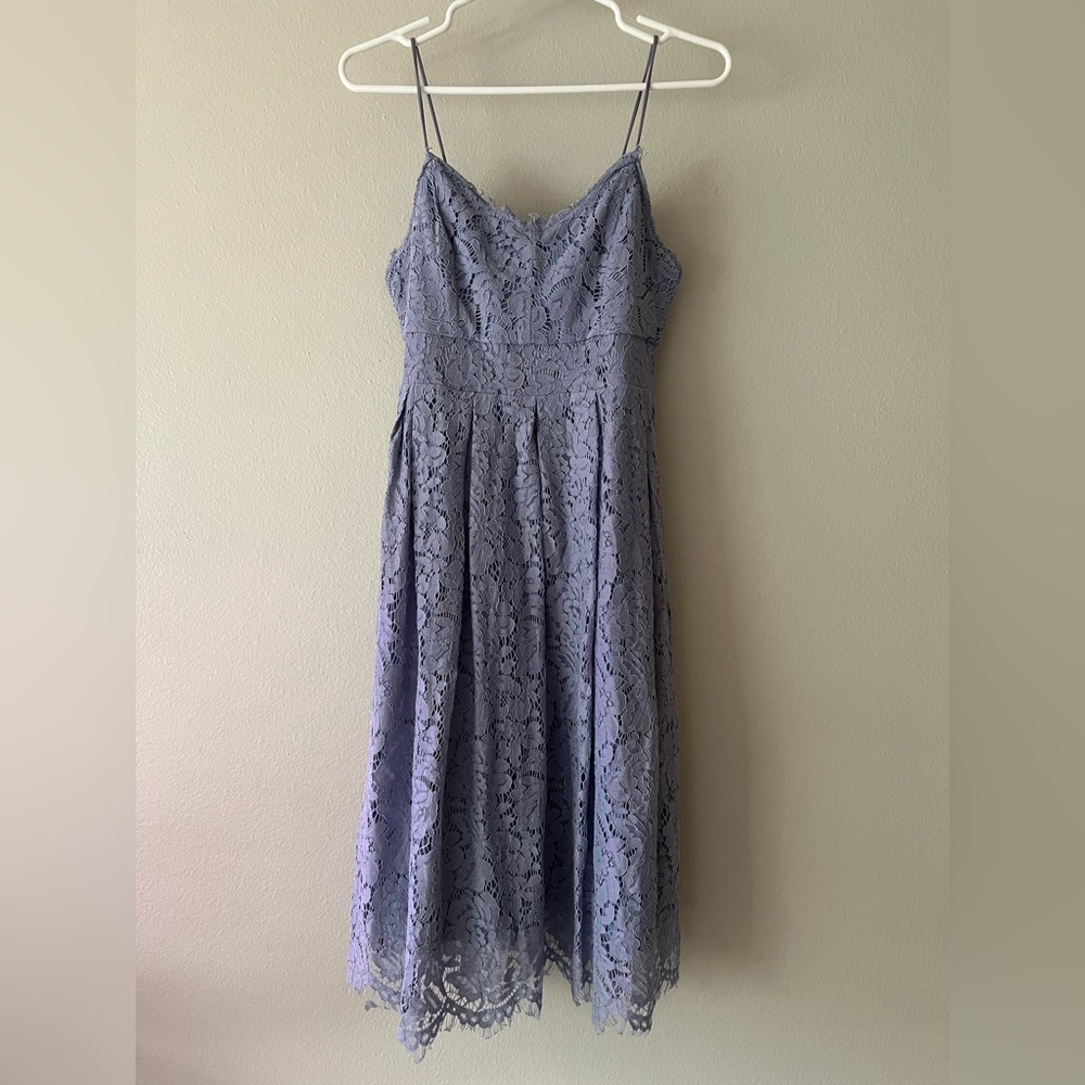 Lace Midi Dress in Soft Purple